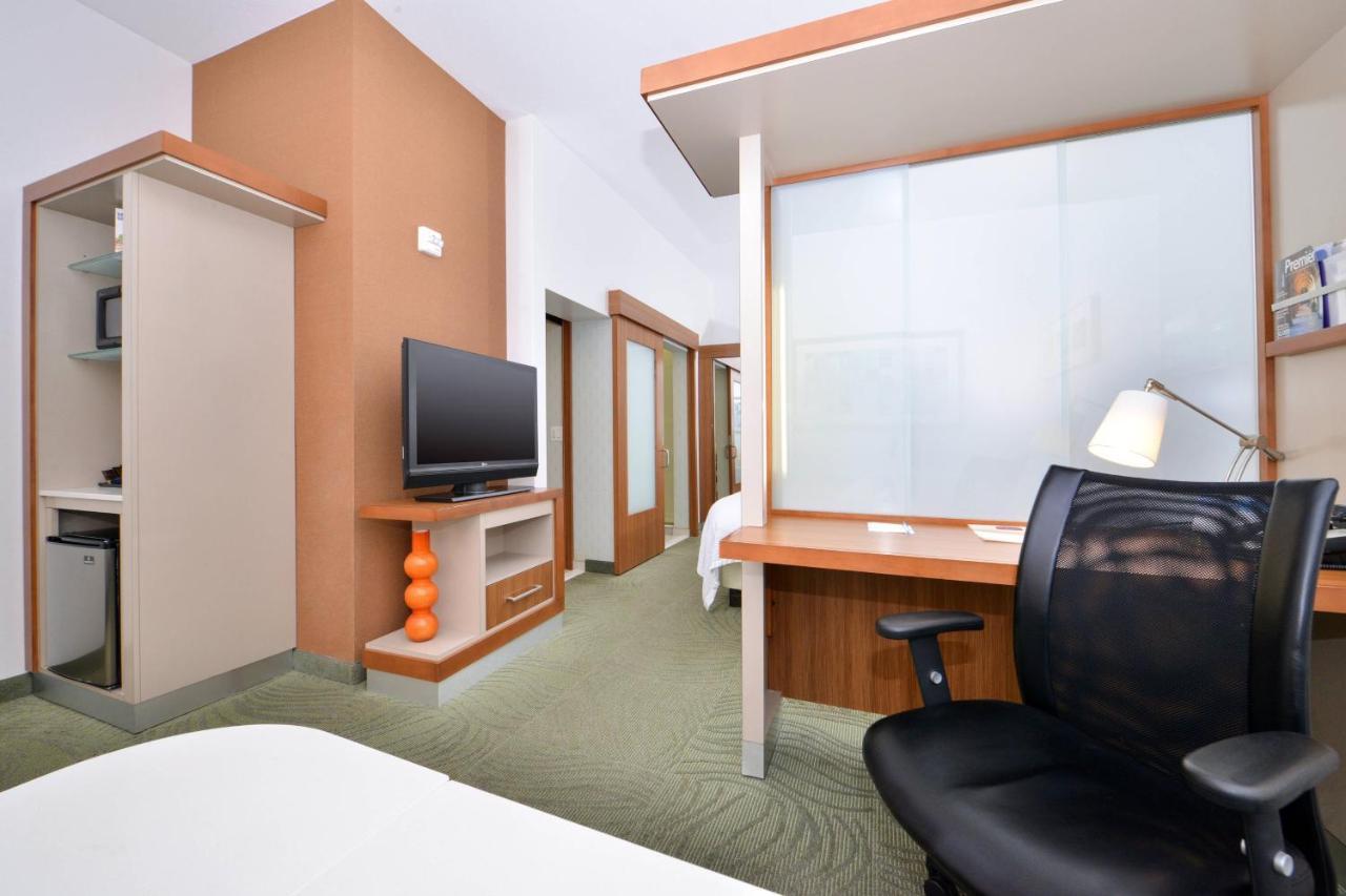 Springhill Suites Kingman Route 66 Exterior photo